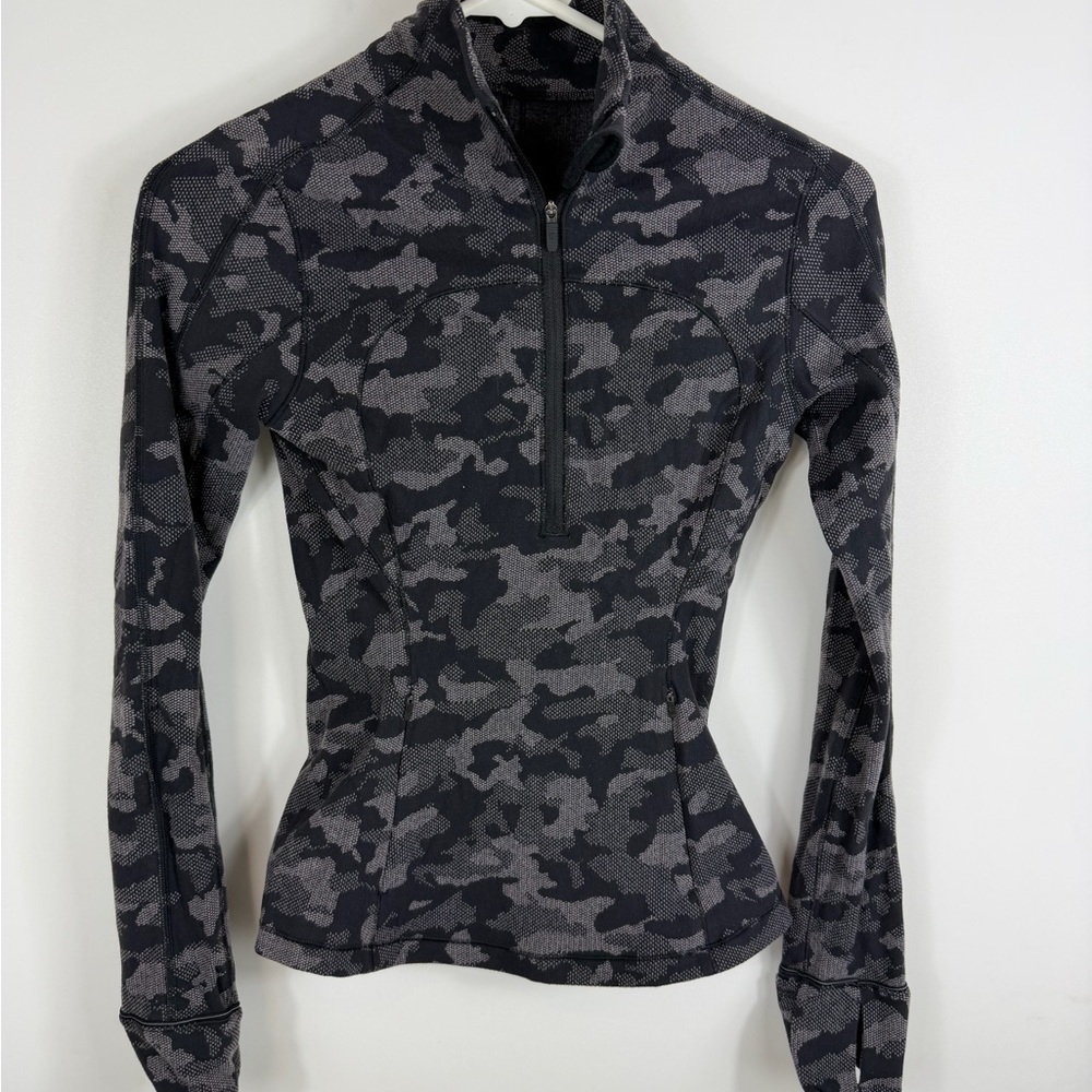 Lululemon Rulu Half zip Women's Camo print  Long Sleeve Top 2